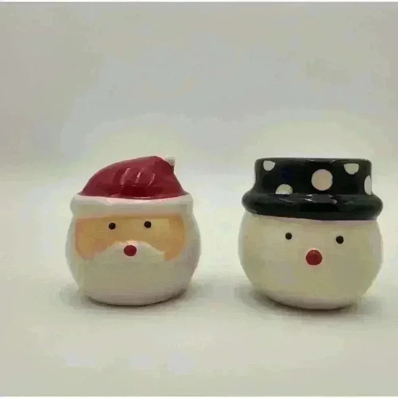 New In Box Cute Christmas Is Forever 3-D Santa‎ & Snowman Salt & Pepper Shakers - Picture 2 of 12
